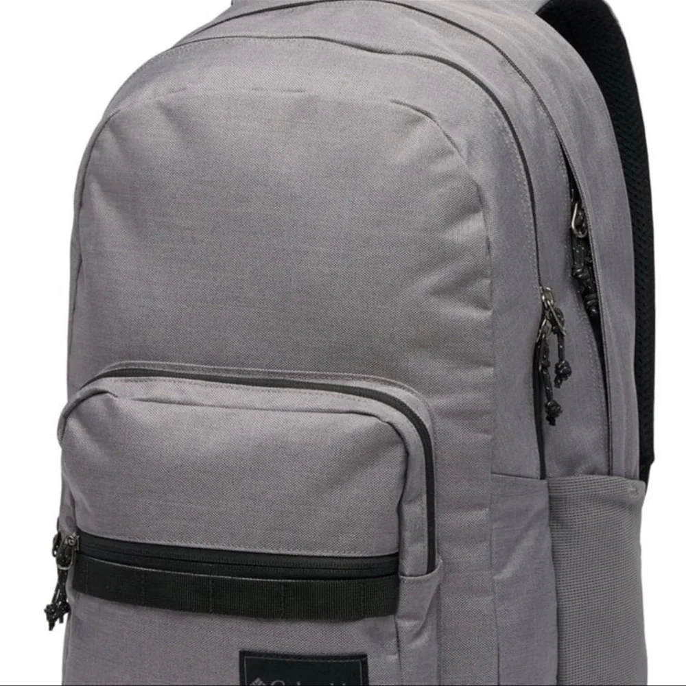 NWT Columbia men’s zigzag II 30 L backpack large size